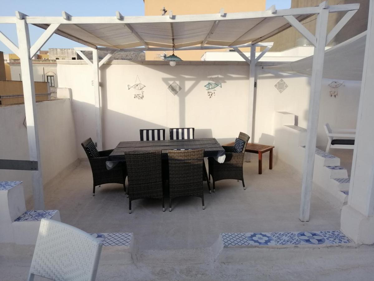 Casa Vacanze Nonna Lina - تراباني المظهر الخارجي الصورة